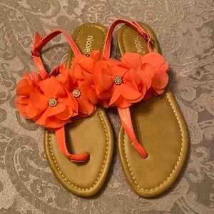Nicole size 8 floral sandal